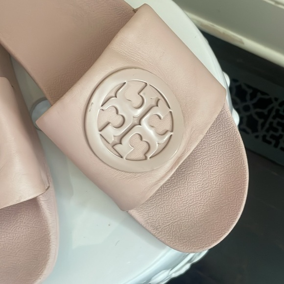 Tory Burch Slides in EUC - Picture 4 of 5